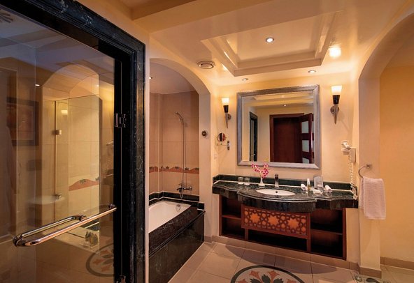 Premier Le Rêve Hotel & Spa - Beispiel Bad (Zimmercodierungen DEG, DGG, DGP, D4N & DSM)