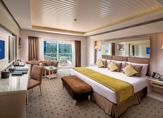 Premier Le Rêve Hotel & Spa - Whsp. Jacuzzi Deluxe Juniorsuite mit VIP Paket (Zimmercodierungen JD1 & W1P)
