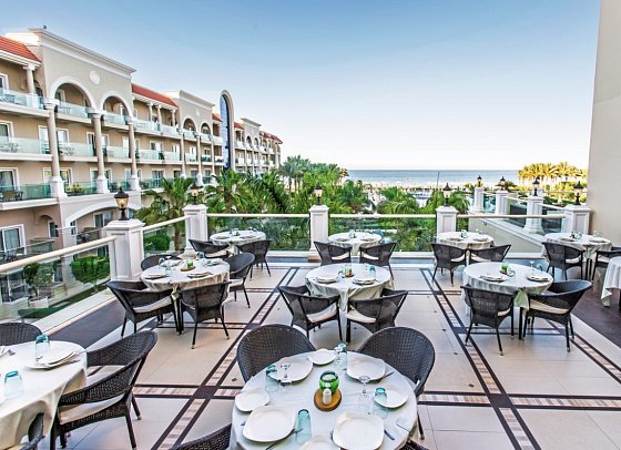 Premier Le Rêve Hotel & Spa