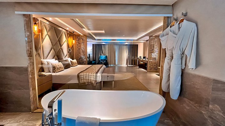 KaiSol Romance Resort - Wohnbeispiel Suite Swim Up (Zimmercodierung WBQ)