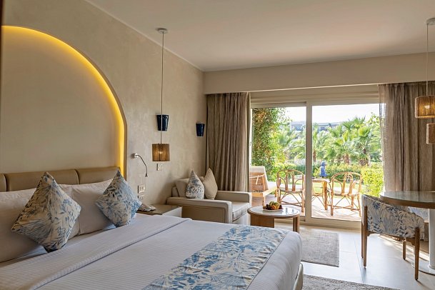 Fort Arabesque Resort & Spa - Wohnbeispiel Doppelzimmer Deluxe seitl. Meerblick (Zimmercodierungen DDN & DCN)