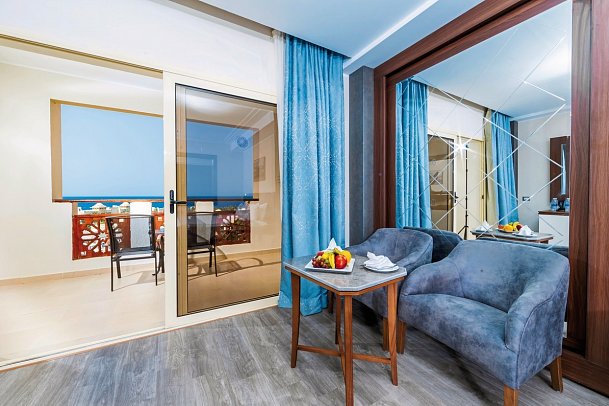 Serenity Alpha Beach - Wohnbeispiel Doppelzimmer Grand Club (Zimmercodierungen DT2 & DC1)