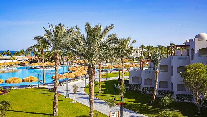 Palm Royale Resort Soma Bay