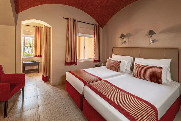 JAZ Makadi Oasis Resort - Wohnbeispiel Doppelzimmer Superior Poolblick (Zimmercodierungen DSP & DCP)