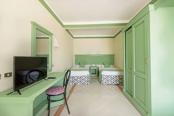 Shams Safaga Resort - Wohnbeispiel Familienzimmer seitl. Meerblick (Zimmercodierungen FBN & FB1)