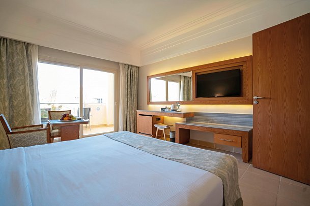 Serenity Alma Heights - Wohnbeispiel Familienzimmer (Zimmercodierungen FV1 & FF1)