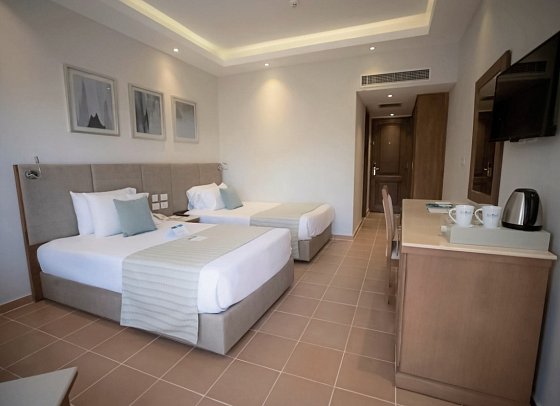 SUNRISE Aqua Joy Resort - Wohnbeispiel Doppelzimmer seitl. Meerblick/Meerblick (Zimmercodierungen D1N, D1M, DGN, DGM, DCM & DCC)