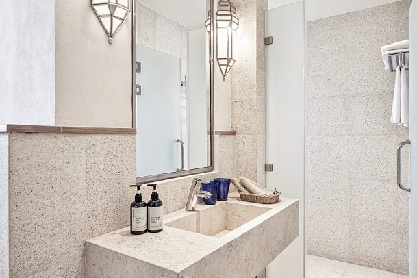 Ali Pasha Hotel - Beispiel Bad Doppelzimmer Premium (Zimmercodierungen DM1, DC1 & DD1)