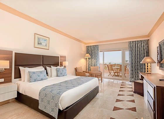 Continental Hotel Hurghada - Wohnbeispiel Doppelzimmer Standard seitl. Meerblick (Zimmercodierungen DGN, DCN & DPN)