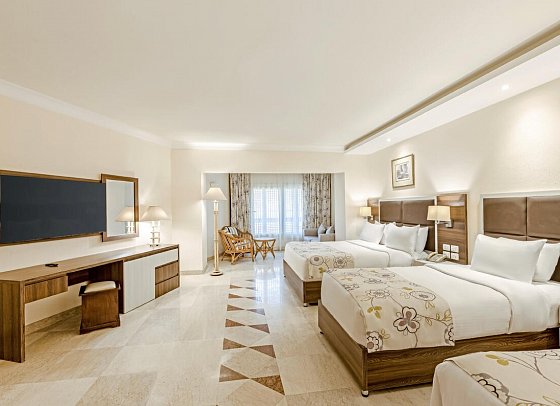 Continental Hotel Hurghada - Wohnbeispiel Familienzimmer seitl. Meerblick (Zimmercodierungen F1M & FBN)