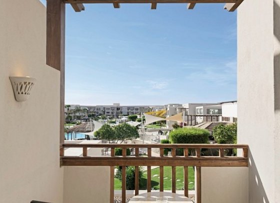 JAZ Casa Del Mar Resort - Beispiel Balkon Doppelzimmer Deluxe Poolblick (Zimmercodierung DDP)