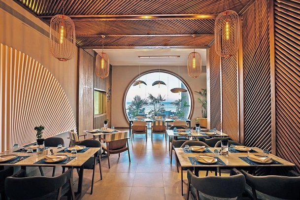 Rixos Premium Magawish Suites & Villas