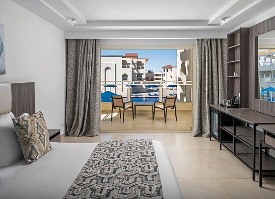 Albatros Makadi Resort - Wohnbeispiel Doppelzimmer Deluxe Poolblick (Zimmercodierungen DDP, DCP & DFP)