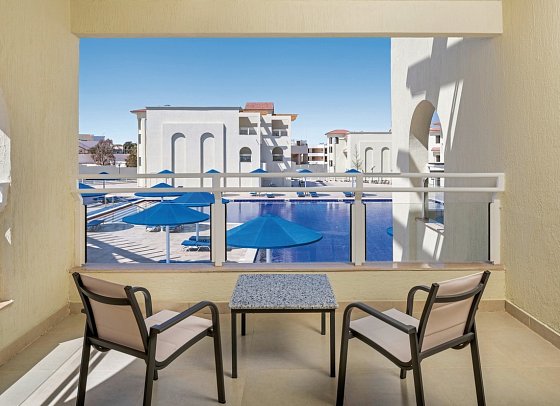 Albatros Makadi Resort - Balkon Doppelzimmer Deluxe Poolblick (Zimmercodierungen DDP, DCP & DFP)