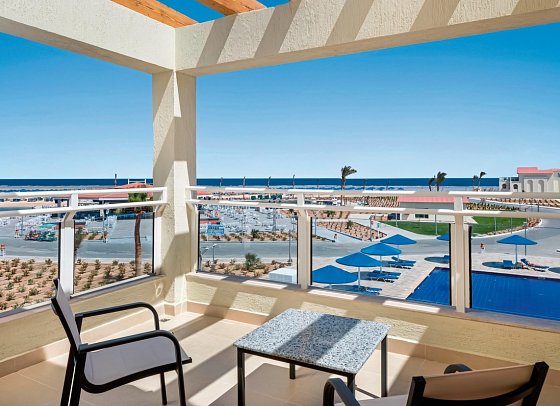 Albatros Makadi Resort - Doppelzimmer Deluxe seitl. Meerblick (Zimmercodierungen DDN & DCN)