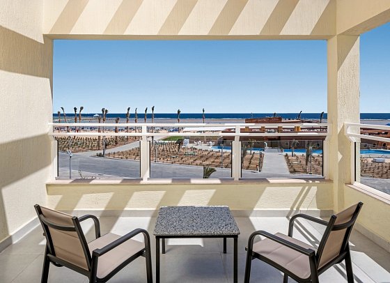 Albatros Makadi Resort - Balkon Doppelzimmer Deluxe Beachfront (Zimmercodierungen DD4 & DC1)