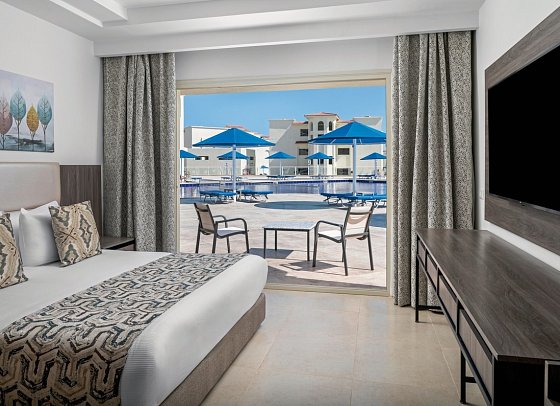 Albatros Makadi Resort - Wohnbeispiel Familienzimmer Poolblick (Zimmercodierungen F1P & FDP)