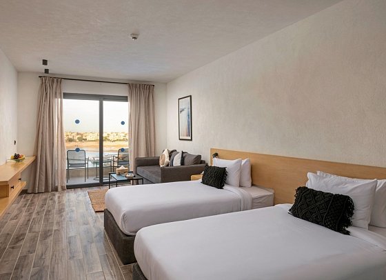 Creek Hotel & Residences El Gouna - Wohnbeispiel Creek Premium Room Lagoon View (Zimmercodierungen DMP, DCP & DMI)