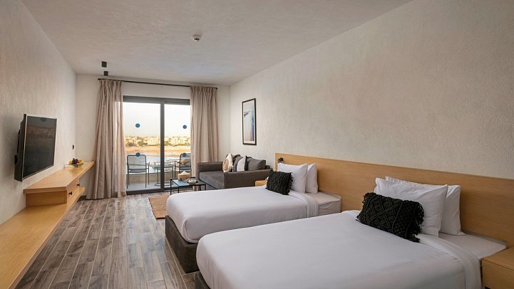 Creek Hotel & Residences El Gouna - Wohnbeispiel Creek Premium Room Lagoon View (Zimmercodierungen DMP, DCP & DMI)