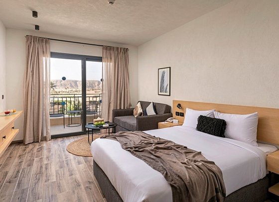 Creek Hotel & Residences El Gouna - Wohnbeispiel Creek Premium Room Mountain View (Zimmercodierungen DG1, DC1, DM4 & DMB)