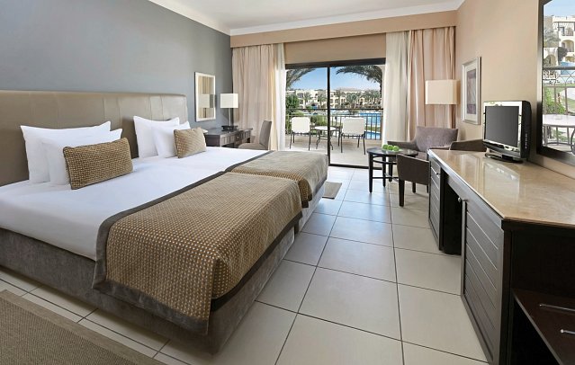 JAZ Aquamarine - Wohnbeispiel Doppelzimmer Superior Poolblick (Zimmercodierungen DSP & DCP)