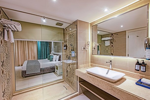 SUNRISE Garden Beach Resort - Beispiel Bad Doppelzimmer Deluxe (Zimmercodierungen DD1, DDG, DC2, DDP, DCP, D1C, DCC, DDN & DC3)