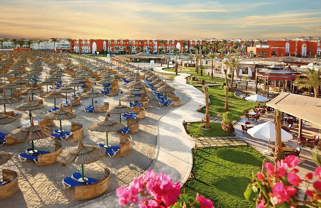 SUNRISE Garden Beach Resort