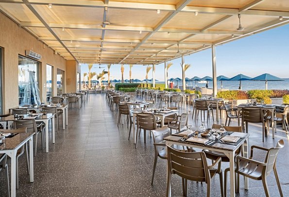 Beach Albatros Resort