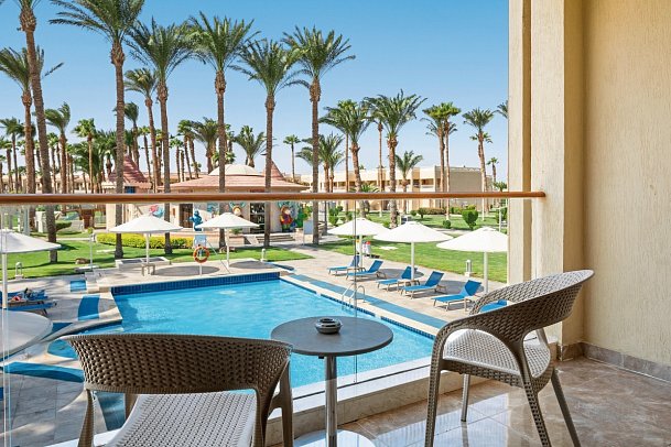 Beach Albatros Resort - Wohnbeispiel Bungalow Poolblick (Zimmercodierungen B1P & BCP)