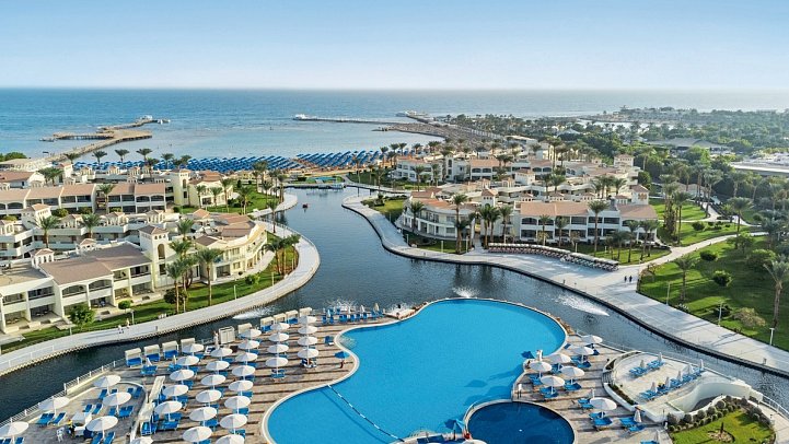 Pickalbatros Dana Beach Resort