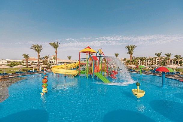 Pickalbatros Dana Beach Resort