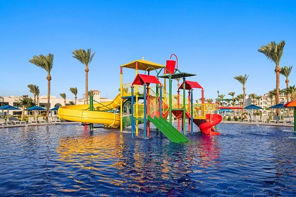 Pickalbatros Dana Beach Resort