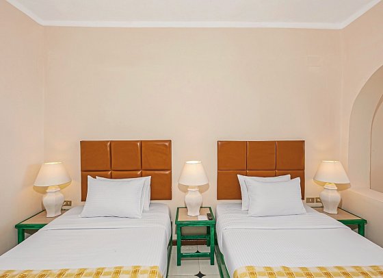 Giftun Azur Resort - Wohnbeispiel Familienzimmer Gartenblick (Zimmercodierung F1G)