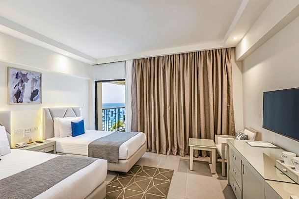 SUNRISE Holidays Resort - Wohnbeispiel Doppelzimmer Superior Meerblick (Zimmercodierung DSM)