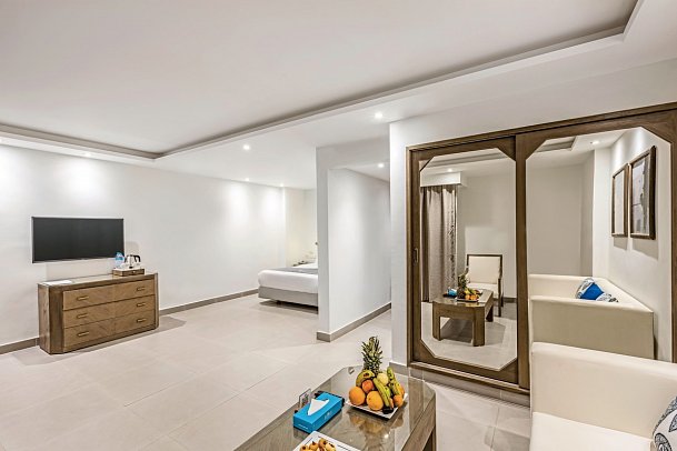 SUNRISE Holidays Resort - Wohnbeispiel Juniorsuite Stadtblick (Zimmercodierung JB1)