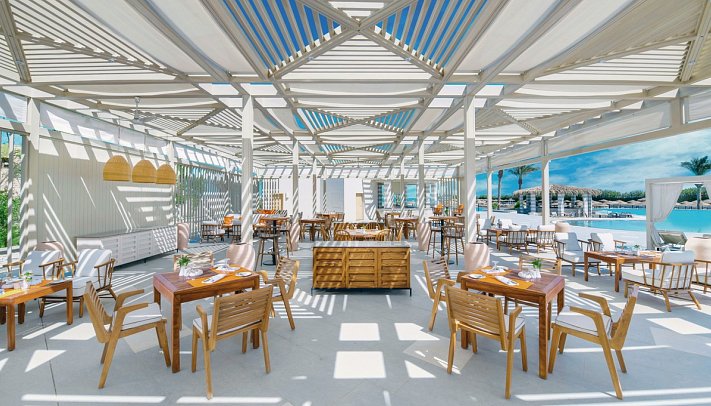 JAZ Elite Casa Del Mar Beach - Aqua Beach Restaurant