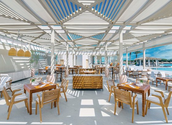 JAZ Elite Casa Del Mar Beach - Aqua Beach Restaurant