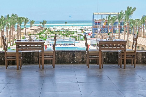 SUNRISE Serano Aqua Park Resort