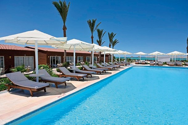 SUNRISE Serano Aqua Park Resort