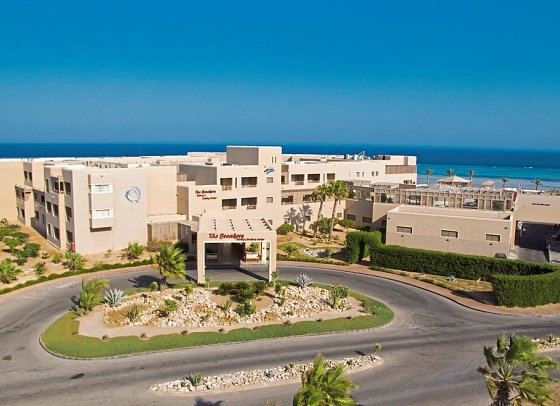 The Breakers Diving & Surfing Lodge