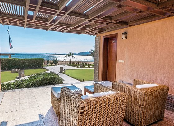 Shams Prestige Abu Soma - Beispiel Terrasse Doppelzimmer Superior Meerblick (Zimmercodierungen D7M & DSM)