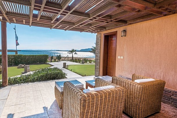 Shams Prestige Abu Soma - Beispiel Terrasse Doppelzimmer Superior Meerblick (Zimmercodierungen D7M & DSM)