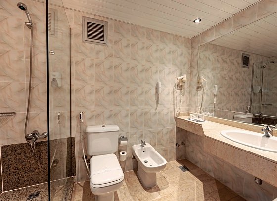 Pharaoh Azur Resort - Beispiel Bad Doppelzimmer Standard (Zimmercodierungen DG1, DC1, DP1, DGP & DCP)