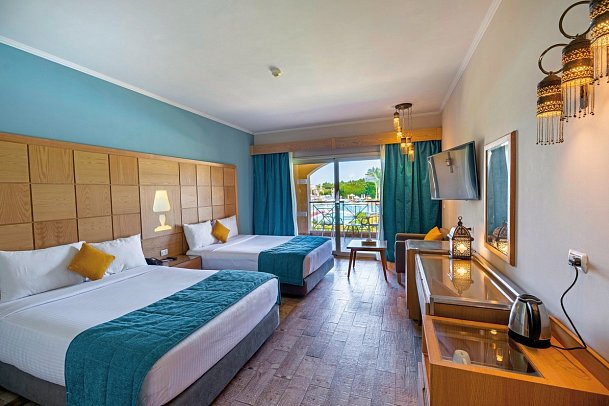 Prima Life Makadi Resort - Wohnbeispiel Doppelzimmer Standard Poolblick (Zimmercodierungen DGP, D3P & DCP)