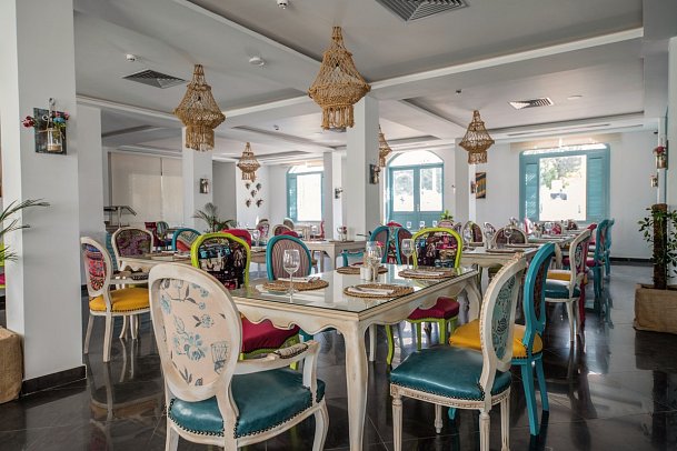 Meraki Resort