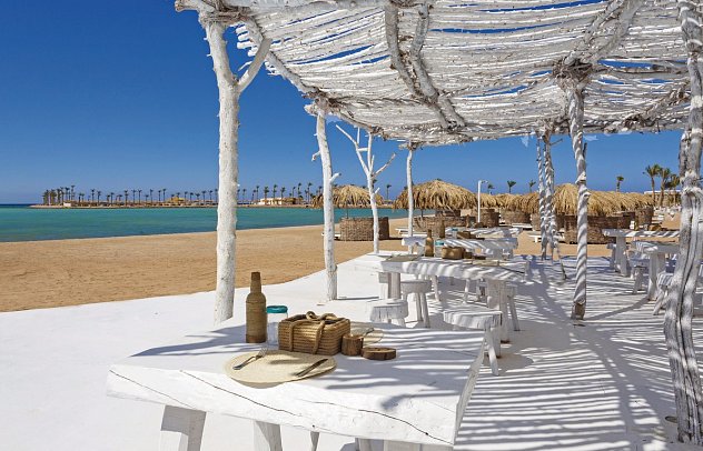 Meraki Resort