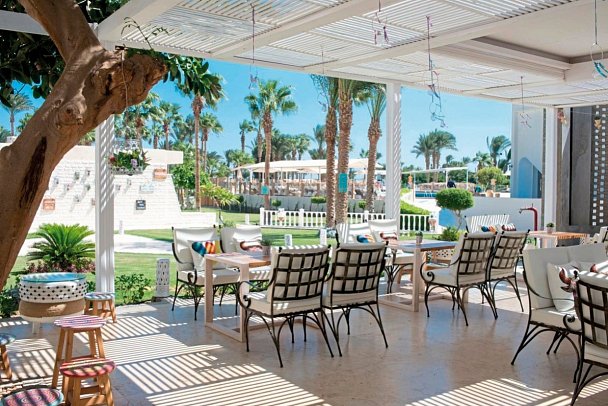 Meraki Resort