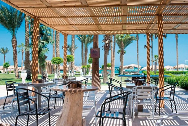 Meraki Resort