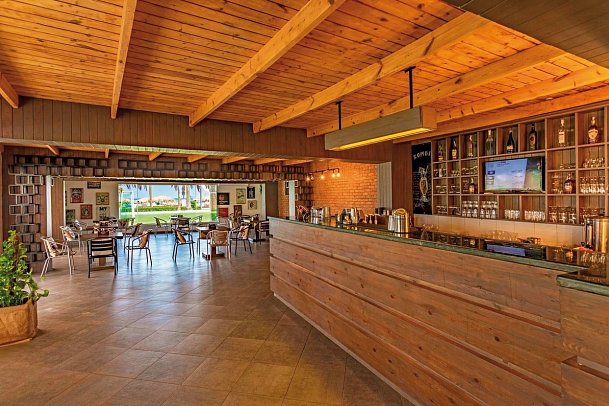 Meraki Resort