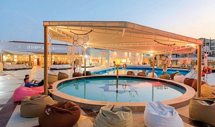Meraki Resort
